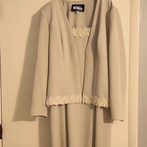 Mother of Bride gown size 12 muted creme green